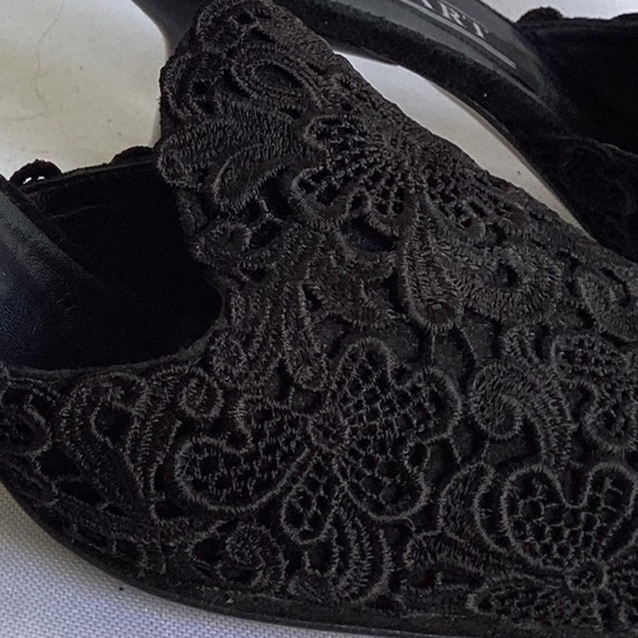 Stuart Weitzman Black Crochet Lace Mule - Picture 2 of 5
